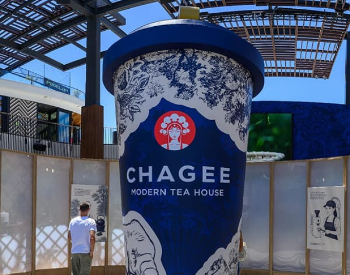 Chagee — Oversized cup display at Westfield Century City, view 1